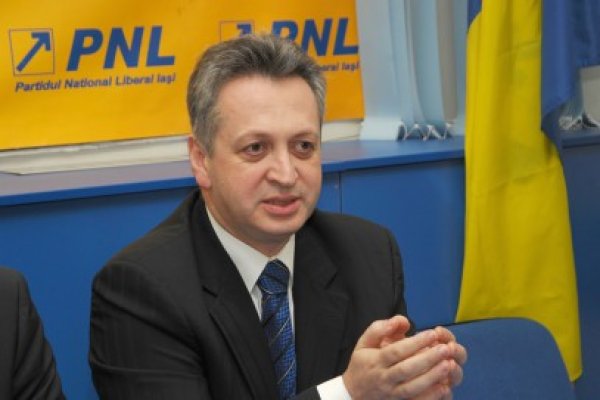 Fenechiu preia modelul Voiculescu?